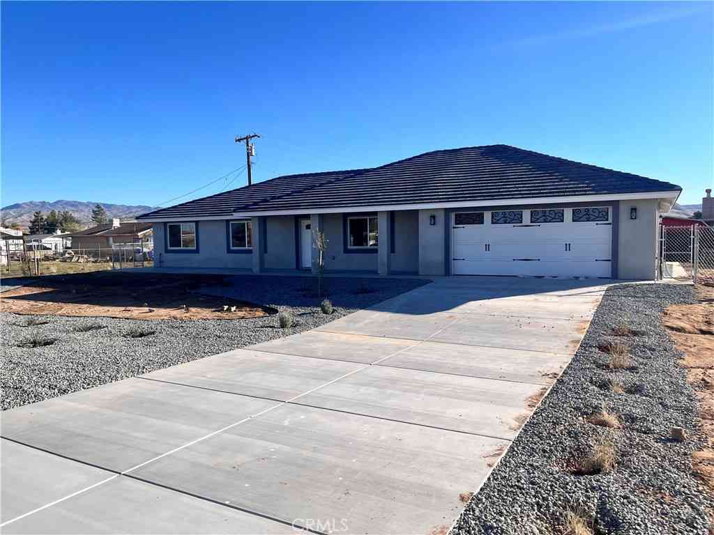 Homes For Sale - 21305 Wren Street<br/> Apple Valley, CA 92308