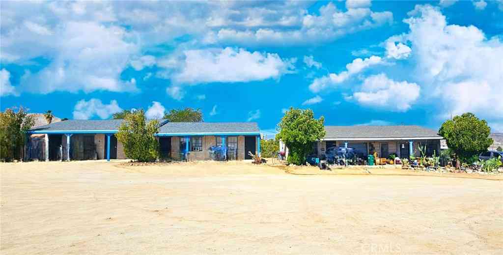 Condo For Sale - 6555 Indian Cove Road<br/> 29 Palms, CA 92277