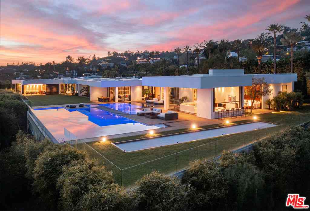 Homes For Rent - Lawlen Way<br/> Beverly Hills, CA 90210