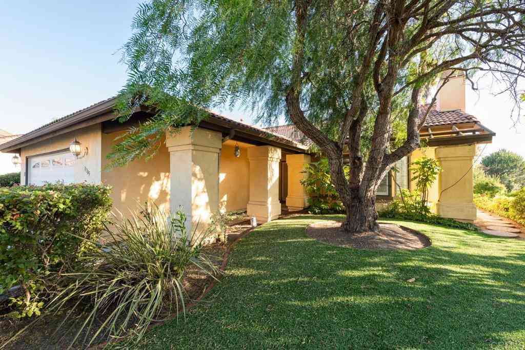 Homes For Sale - 11705 Via Medanos<br/> San Diego, CA 92128