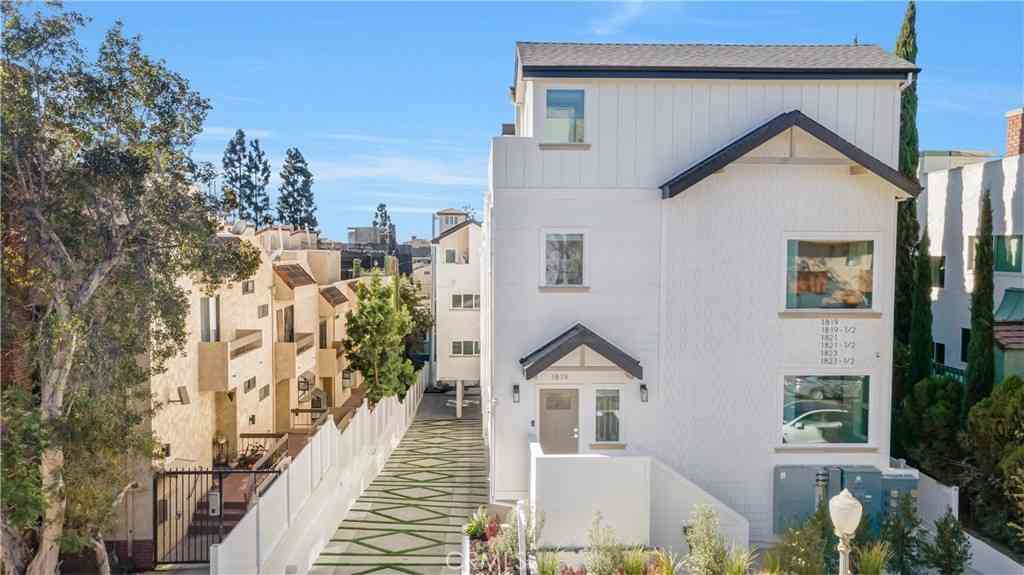 Homes For Sale - 1821 Westholme<br/> Los Angeles, CA 90025