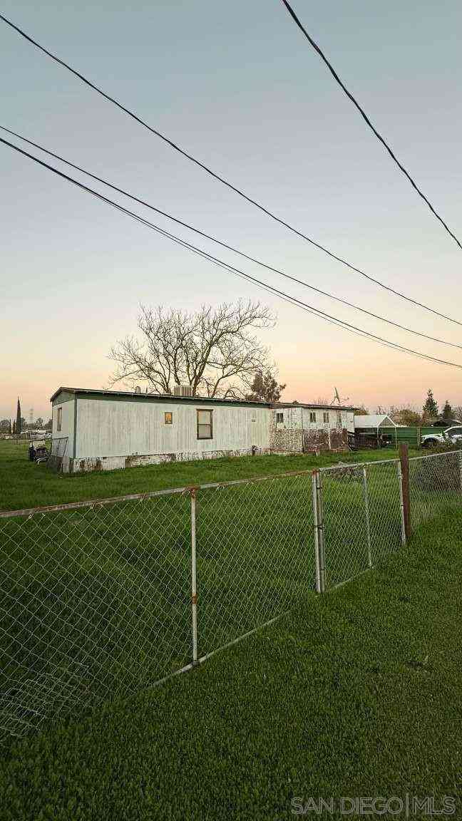 Mobile Home For Sale - 16134 Road 28<br/> Madera, CA 93638