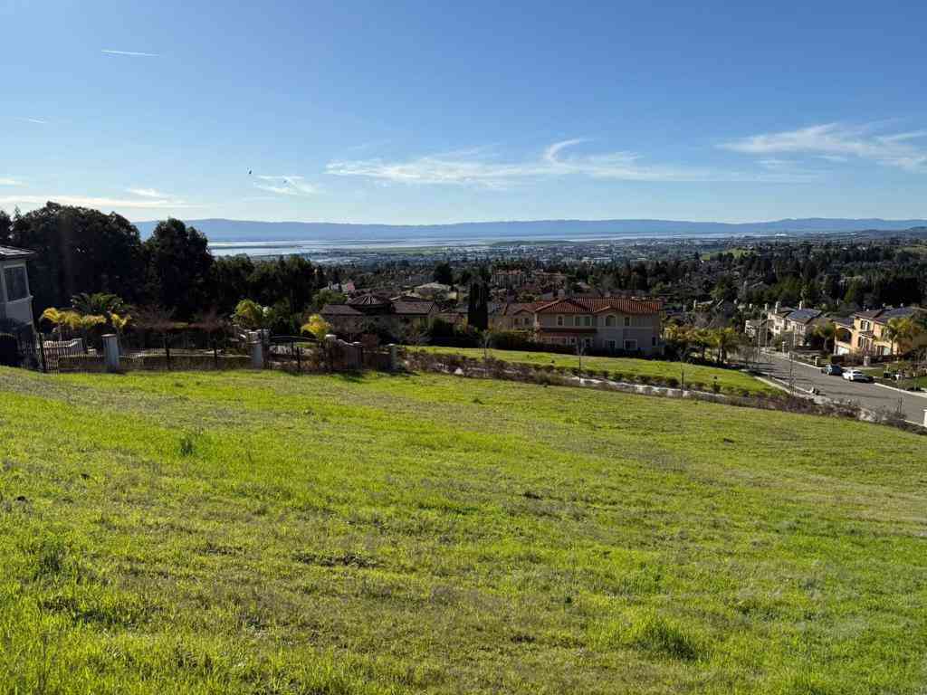 Vacant Land For Sale - 44533 Vista Grande Ct<br/> Fremont, CA 94539