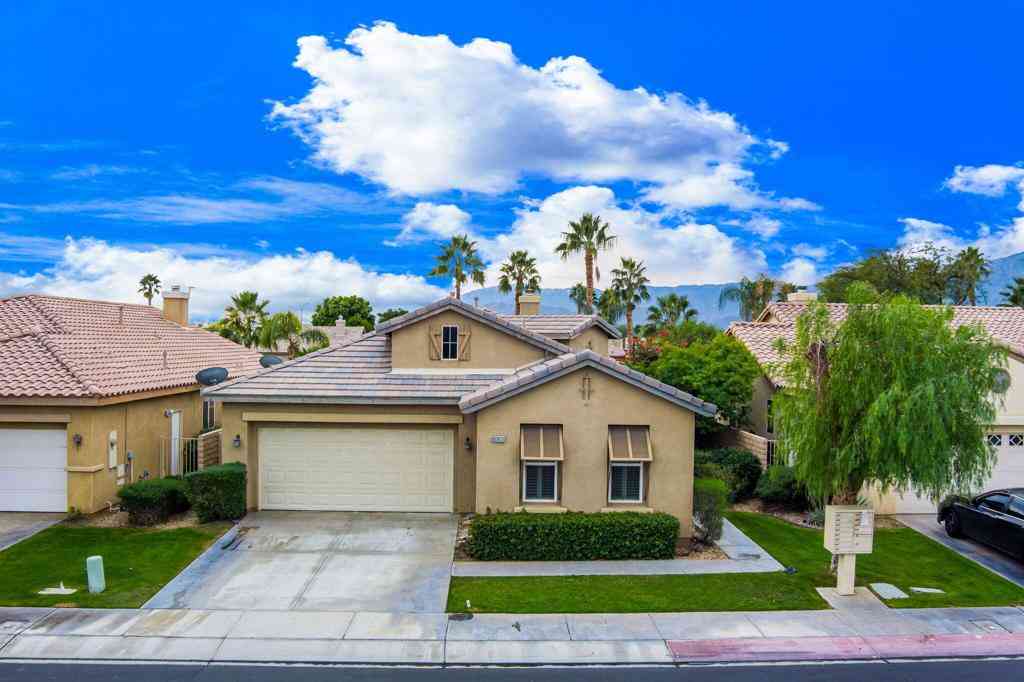 Homes For Rent - 82631 Redford Way<br/> Indio, CA 92201