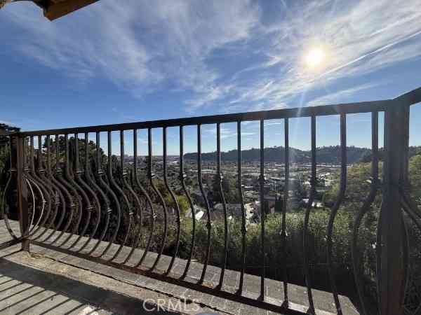 Homes For Sale - 1736 Kilbourn Street<br/> Los Angeles, CA 90065