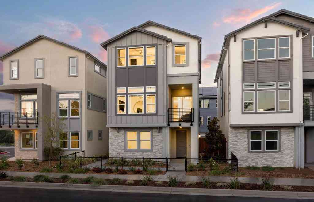 Homes For Sale - 273 Llewellyn Avenue #010-18 PLAN 2<br/> Campbell, CA 95008
