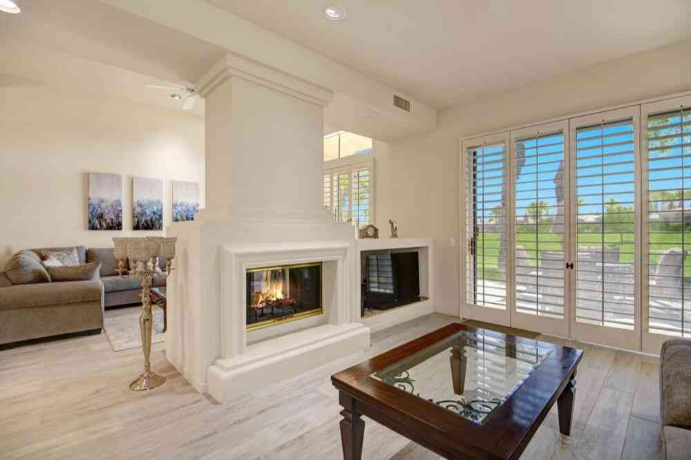 Condo For Sale - 685 Box Canyon Trail<br/> Palm Desert, CA 92211