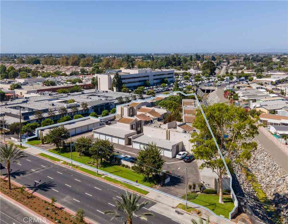 Condo For Sale - 401 S Beach Boulevard<br/> Anaheim, CA 92804