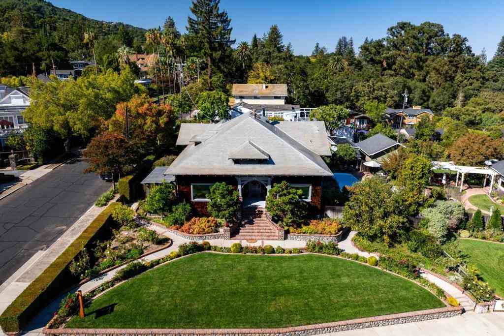 Homes For Sale - 101 Glen Ridge Avenue<br/> Los Gatos, CA 95030