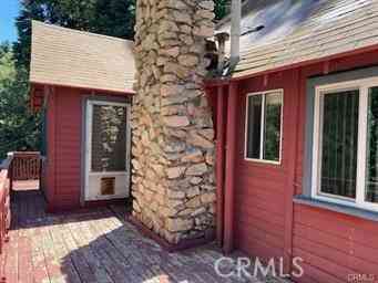 Homes For Sale - 544 Community Drive<br/> Lake Arrowhead, CA 92352