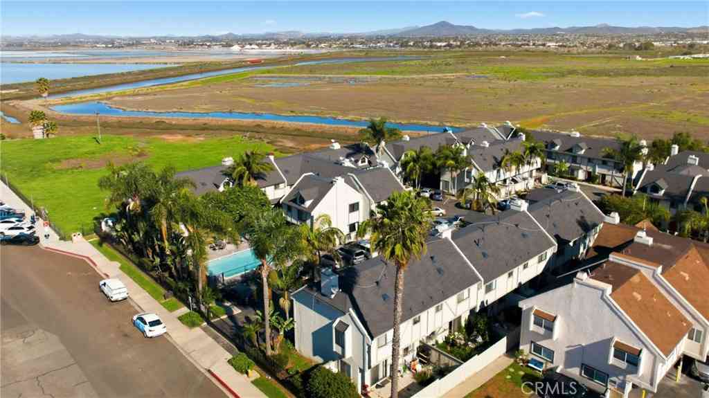 Condo For Sale - 627 13th #16<br/> San Diego, CA 92154