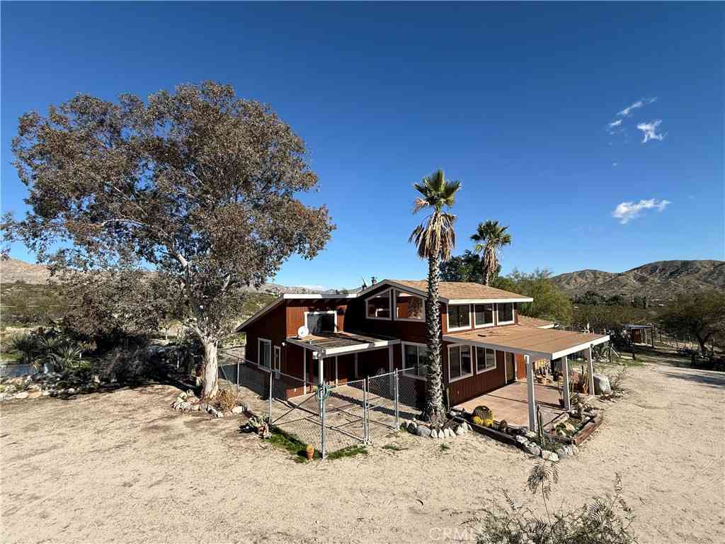 Homes For Sale - 10219 North Star Trail<br/> Morongo Valley, CA 92256