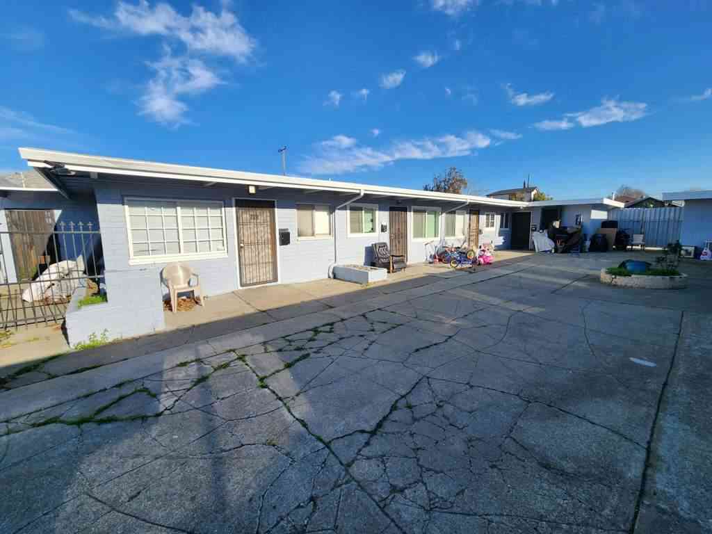 Condo For Sale - 714 Tyler St<br/> Oakland, CA 94603
