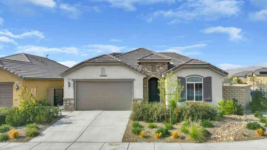 Homes For Sale - 42963 Ascona Lane<br/> Indio, CA 92203
