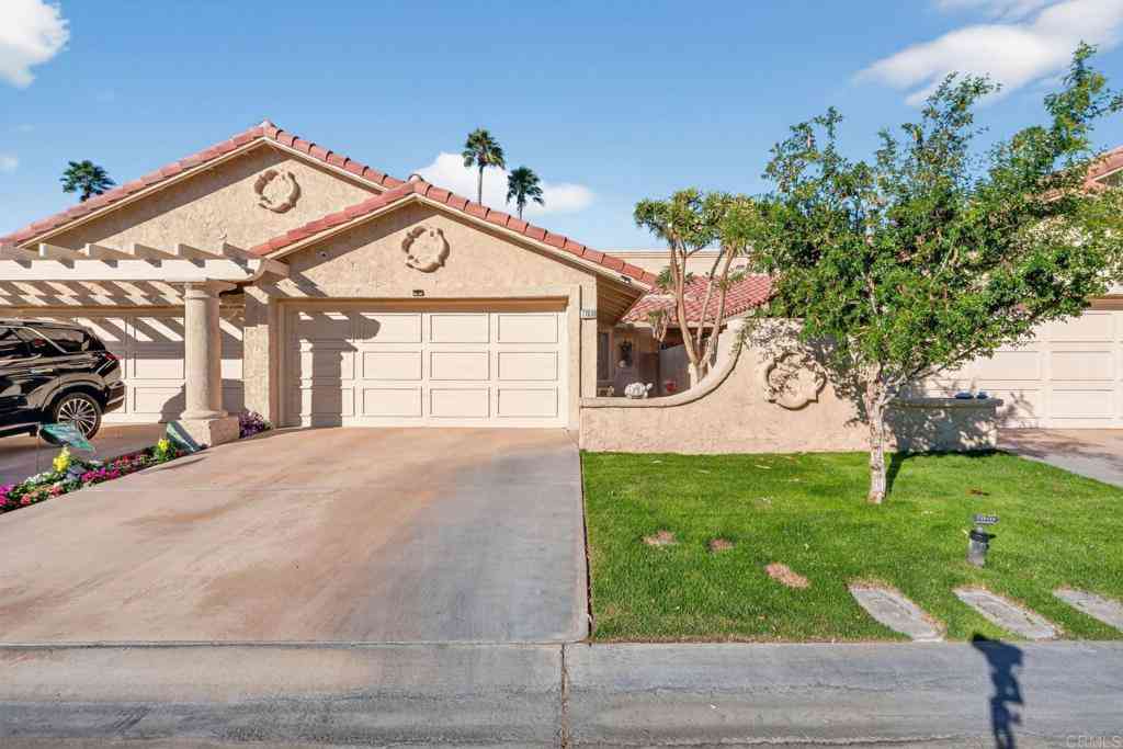 Condo For Sale - 77830 Woodhaven Drive N<br/> Palm Desert, CA 92211