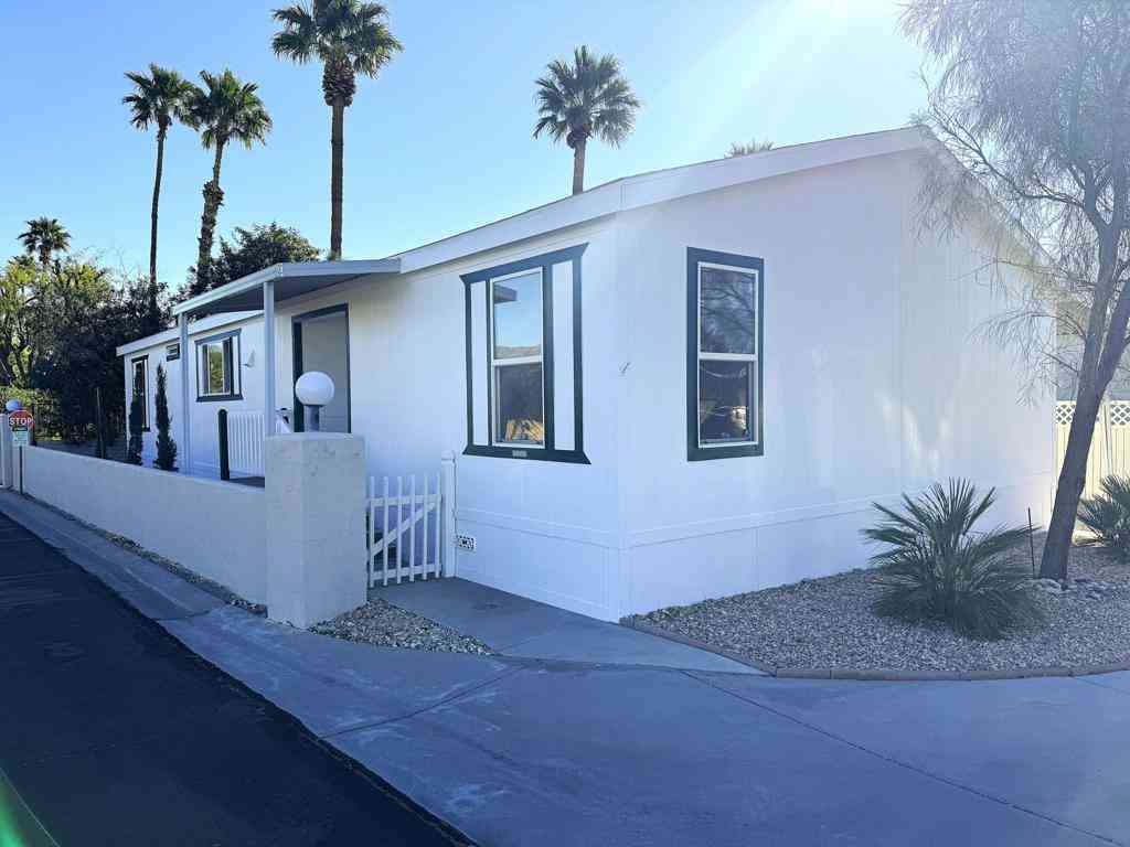 Mobile Home For Sale - 14777 Palm Drive #69<br/> Desert Hot Springs, CA 92240