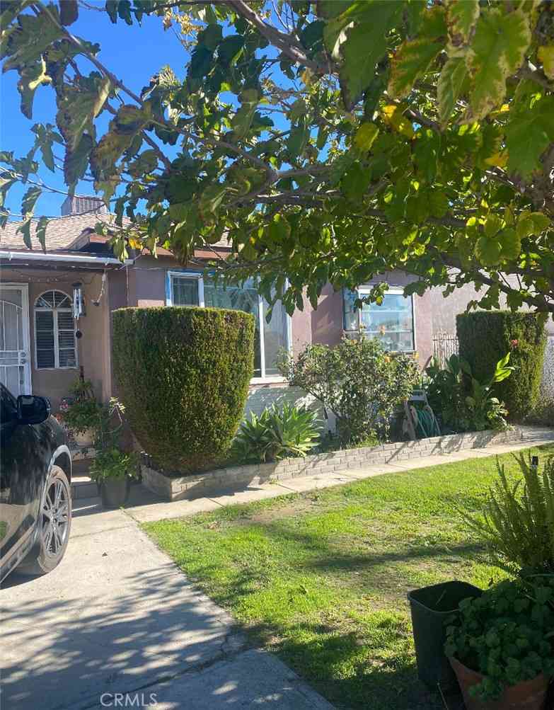 Homes For Sale - 10246 Haddon<br/> Pacoima, CA 91331