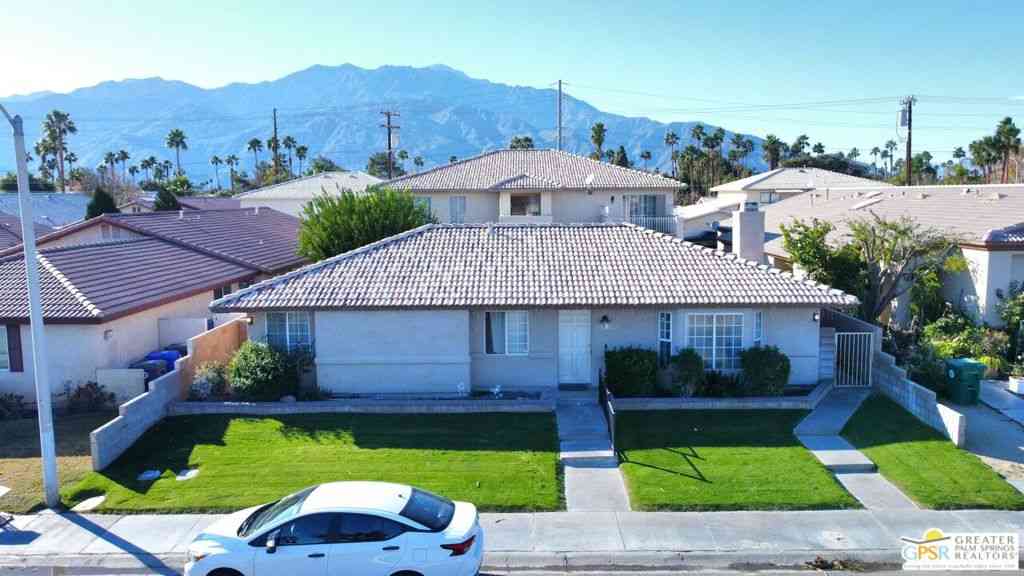 Homes For Sale - 29395 Avenida La Paz<br/> Cathedral City, CA 92234