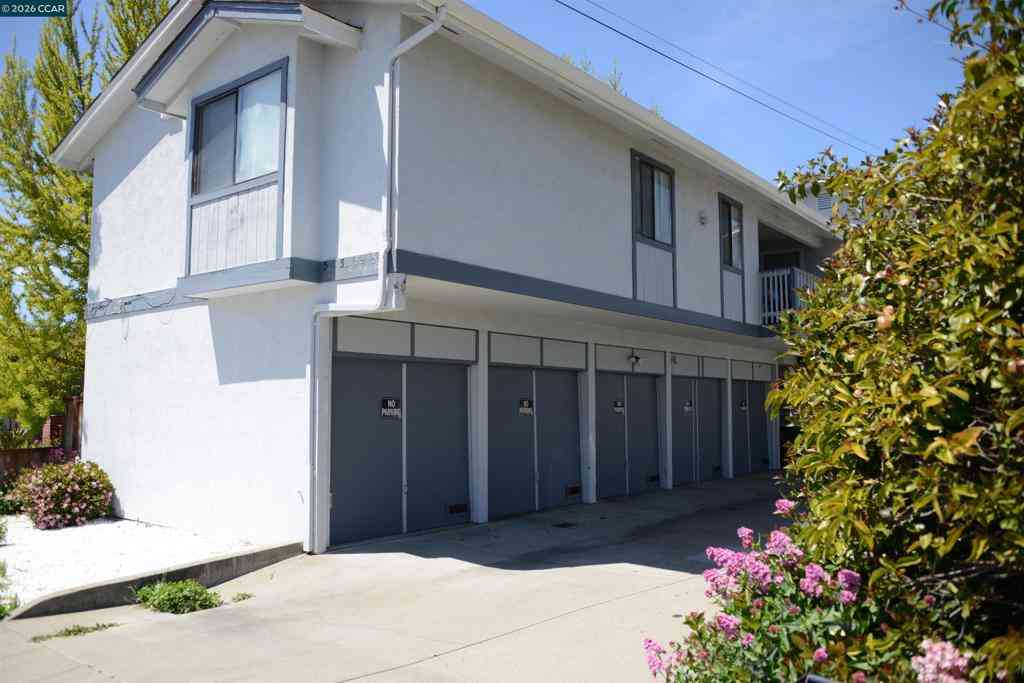 Homes For Sale - 568 Dean Street<br/> Hayward, CA 94541