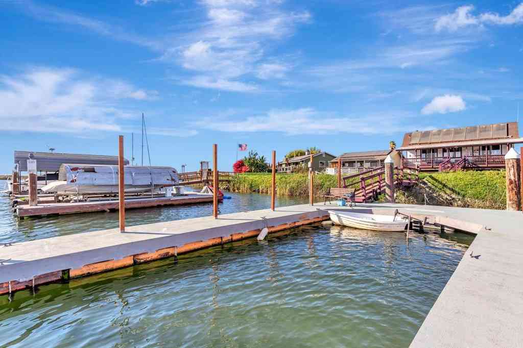 Homes For Sale - 71 Taylor Pl<br/> Bethel Island, CA 94511