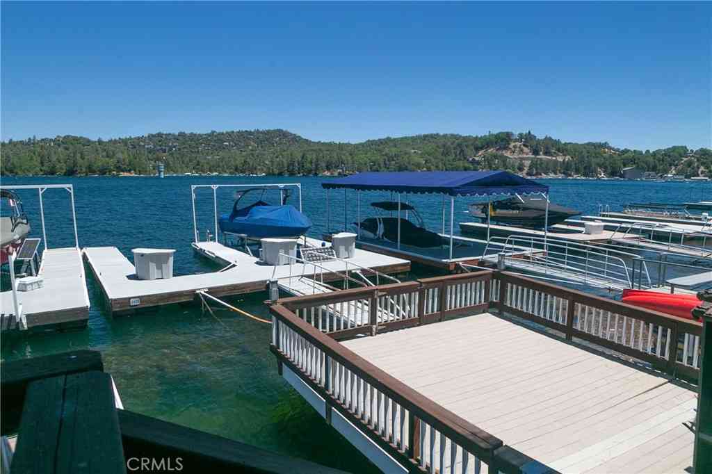 Vacant Land For Sale - S432a - Palisades Dr<br/> Lake Arrowhead, CA 92352