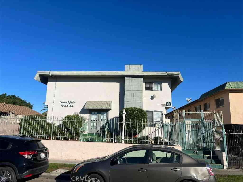 Homes For Rent - 1451 W 105th Street #2<br/> Los Angeles, CA 90047