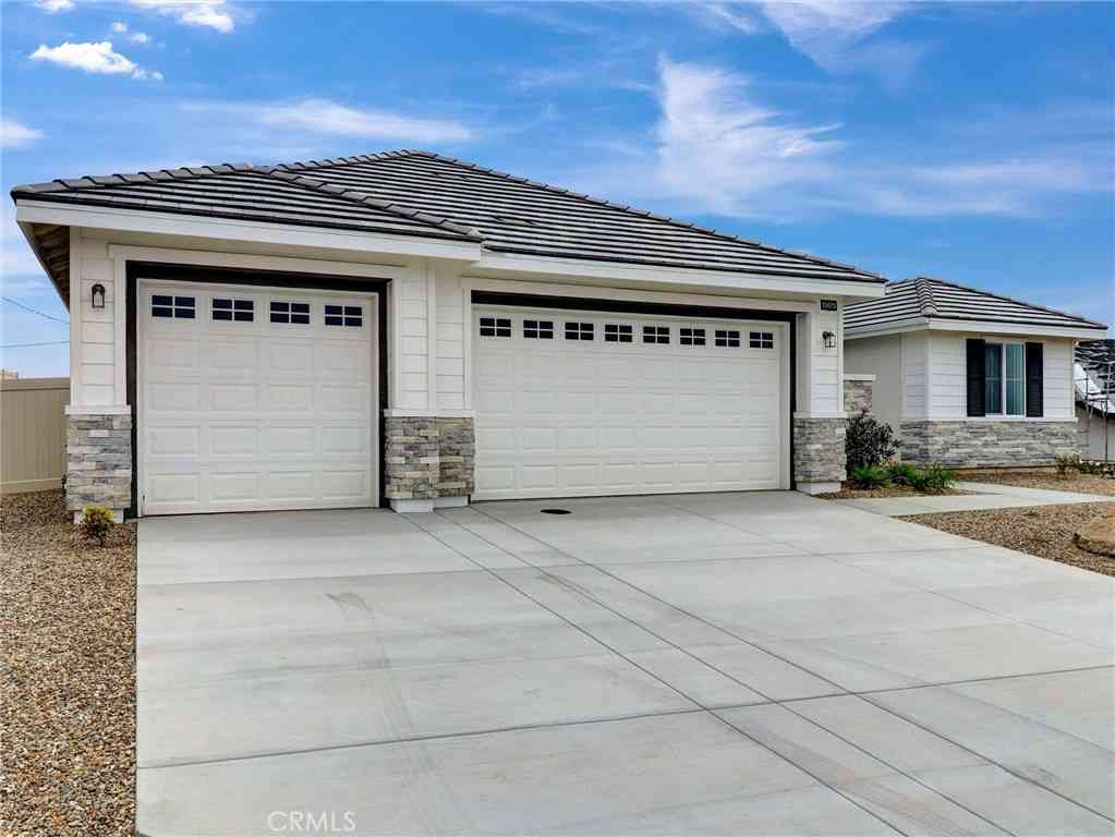 Homes For Sale - 35892 Wildwood Crest Drive<br/> Yucaipa, CA 92399