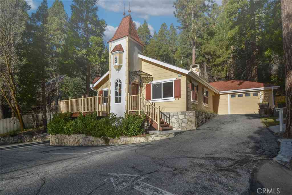 Homes For Sale - 27162 State Highway 189<br/> Blue Jay, CA 92317