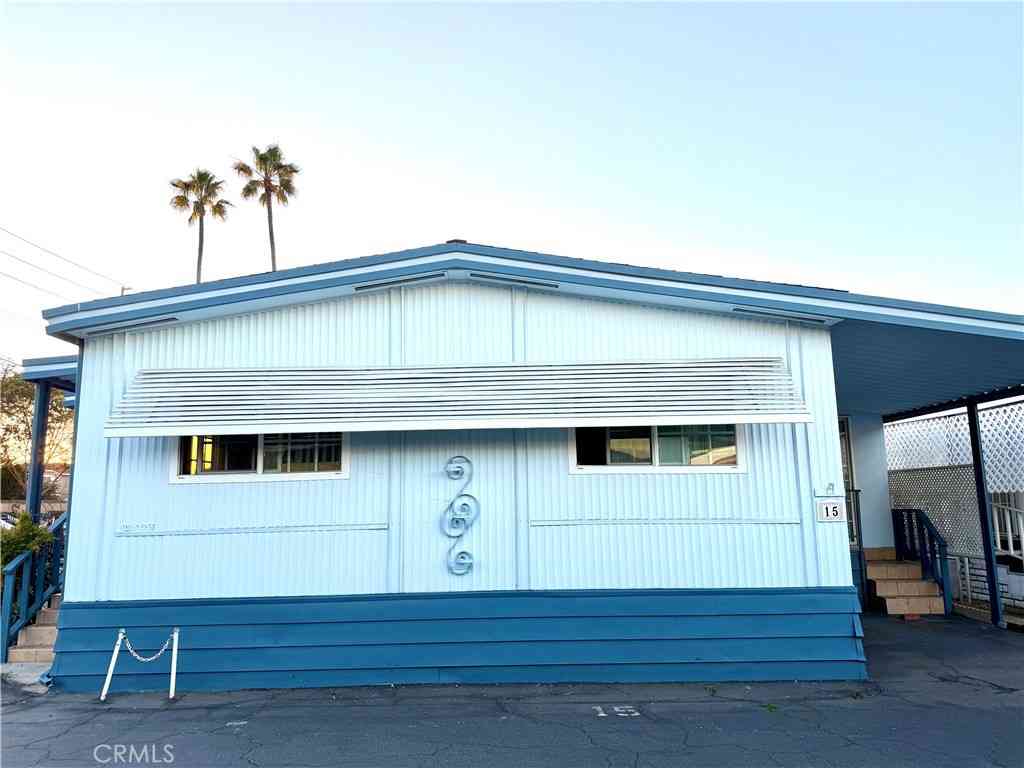 Mobile Home For Sale - 3929 W 5th St, # 15<br/> Santa Ana, CA 92703
