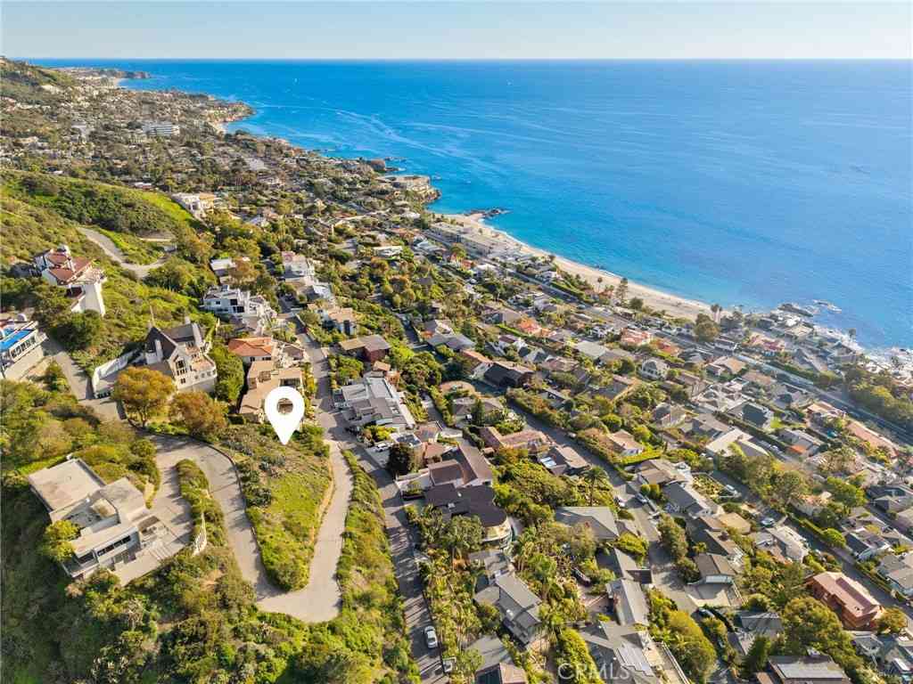 Vacant Land For Sale - 31204 Ceanothus<br/> Laguna Beach, CA 92651