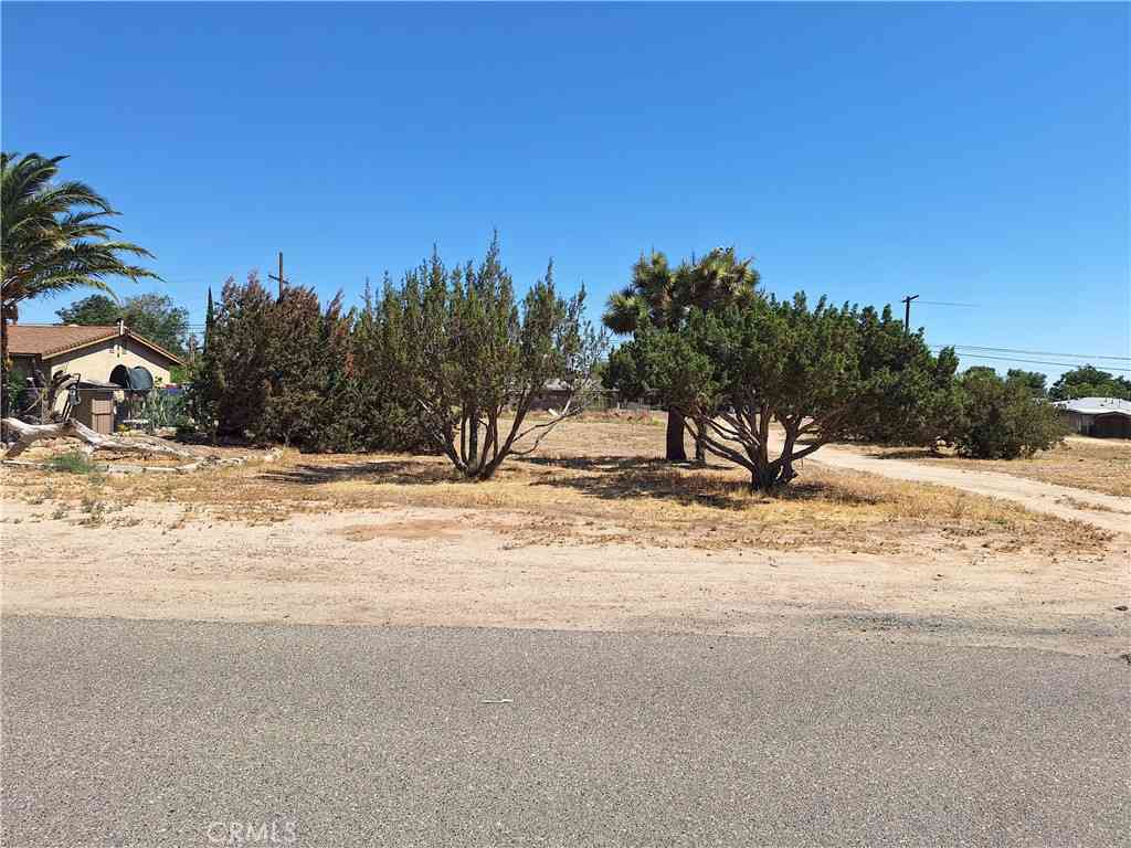 Vacant Land For Sale - Cajon Street<br/> Hesperia, CA 92345