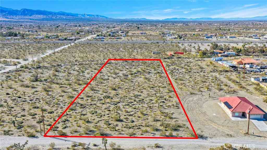 Vacant Land For Sale - 11786 Buckwheat Road<br/> Pinon Hills, CA 92372