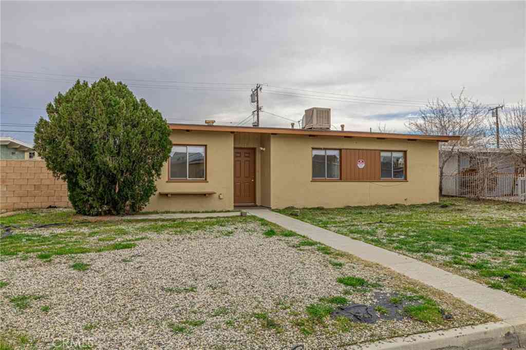 Homes For Sale - 1238 W Avenue H15<br/> Lancaster, CA 93534