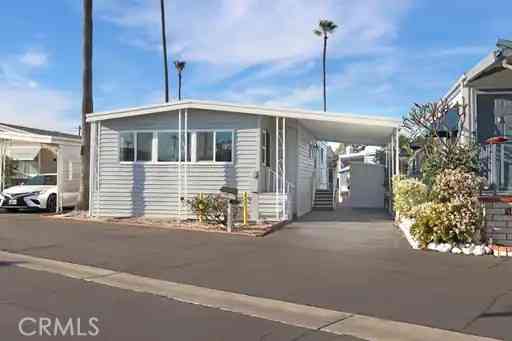 Mobile Home For Sale - 4117 W Mcfadden Avenue #525<br/> Santa Ana, CA 92704