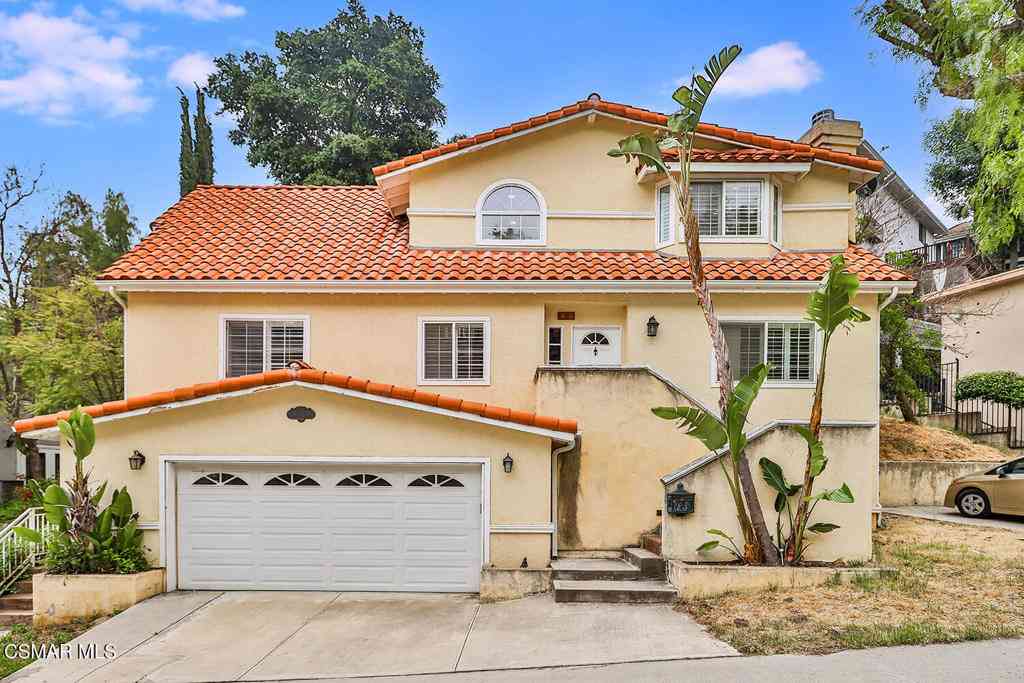 Homes For Sale - 4120 Carrizal Road<br/> Woodland Hills, CA 91364