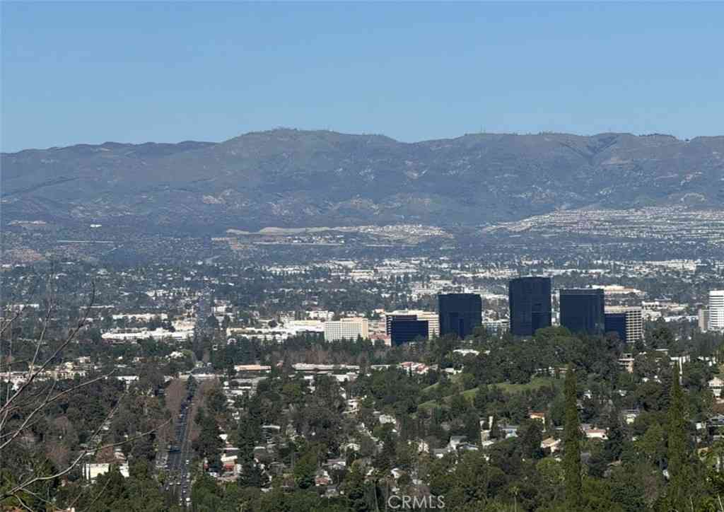 Vacant Land For Sale - 3300 N Topanga Canyon Blvd<br/> Woodland Hills, CA 91364