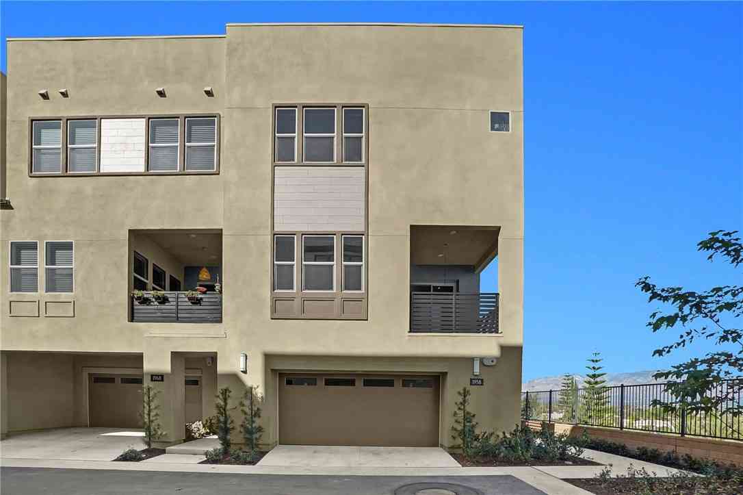 Homes For Rent - 1958 Hollyleaf Terrace<br/> Montebello, CA 90640