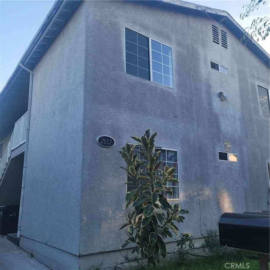 Homes For Sale - 2632 W 16th<br/> Los Angeles, CA 90019
