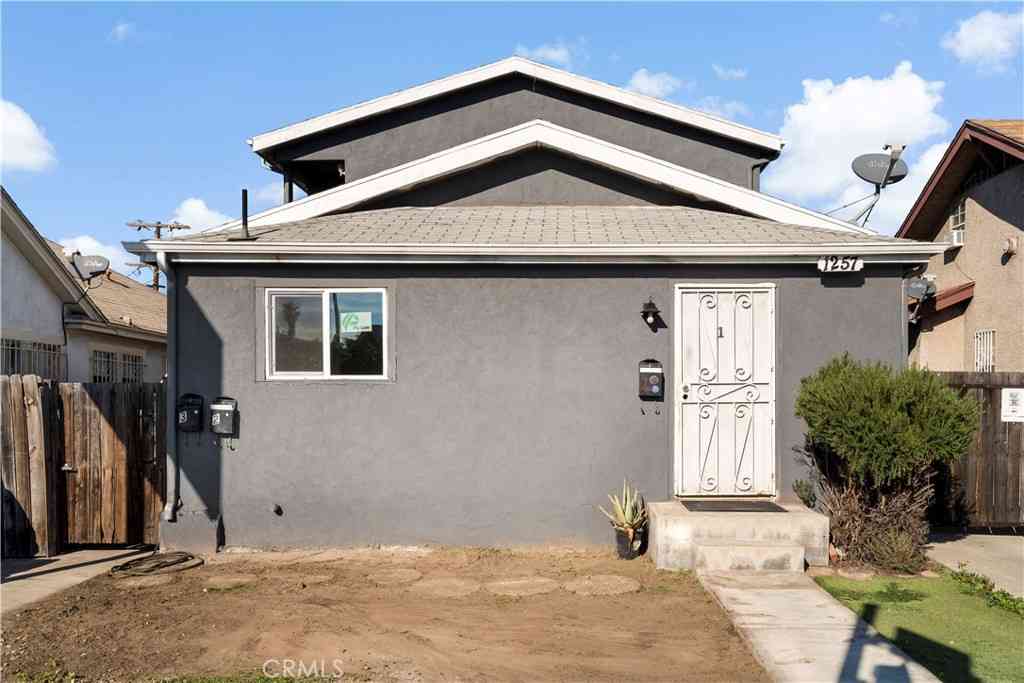 Homes For Sale - 1257 W Vernon<br/> Los Angeles, CA 90037