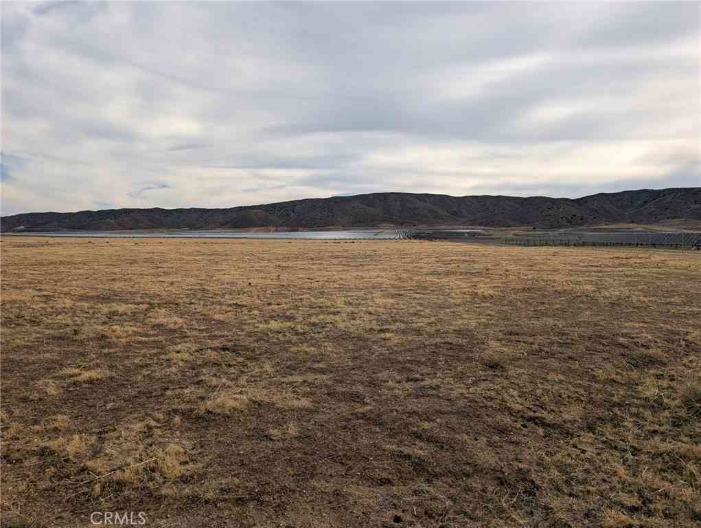 Vacant Land For Sale - Vic 95th St W & Avenue K8<br/> Lancaster, CA 93536