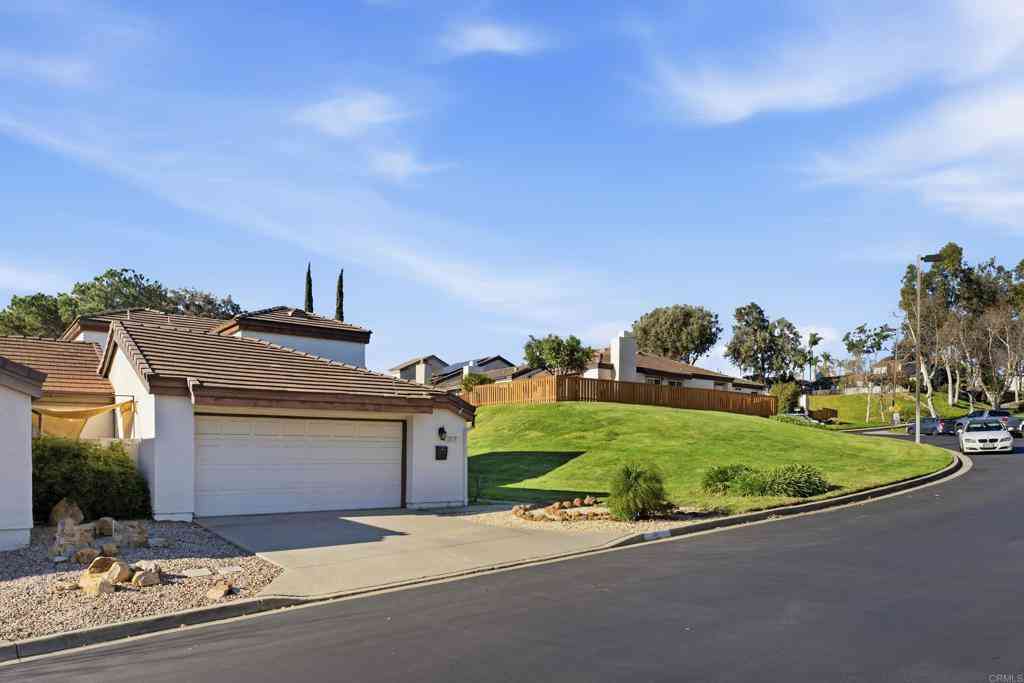 Homes For Sale - 1837 Cathedral<br/> Escondido, CA 92029