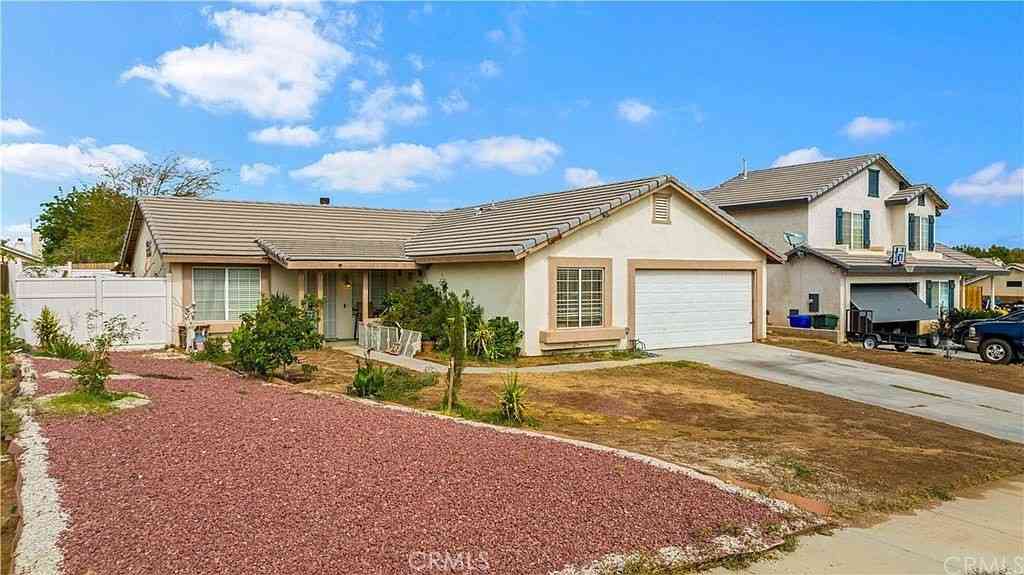 Homes For Sale - 14724 Cypress<br/> Adelanto, CA 92301