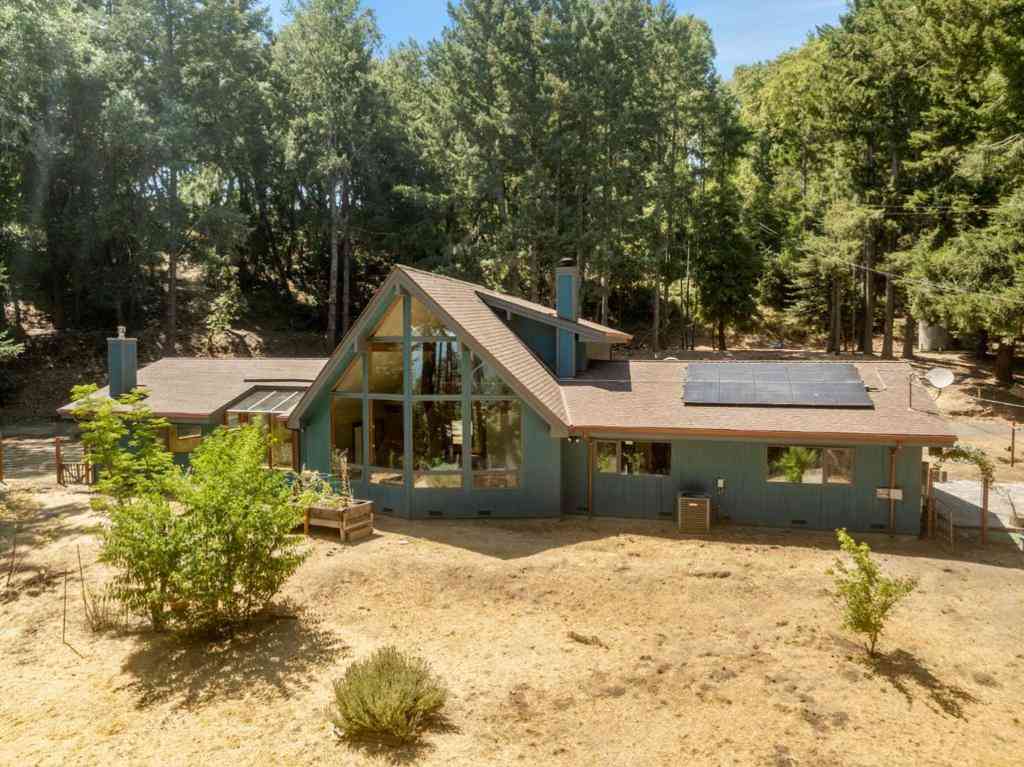 Homes For Sale - 19850 Skyline Boulevard<br/> Los Gatos, CA 95033