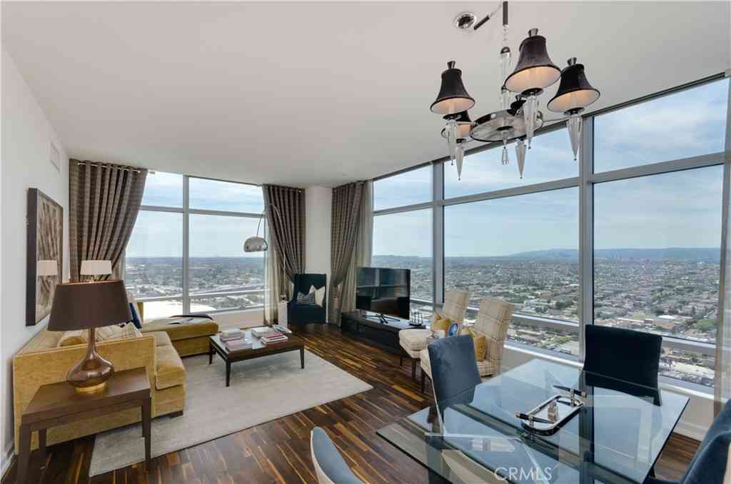 Homes For Rent - 900 W Olympic Boulevard #32B<br/> Los Angeles, CA 90015