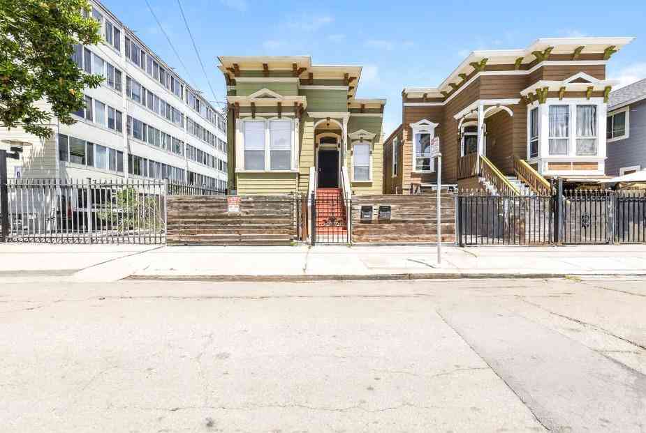 Homes For Rent - 1432 12th Street #B<br/> Oakland, CA 94607