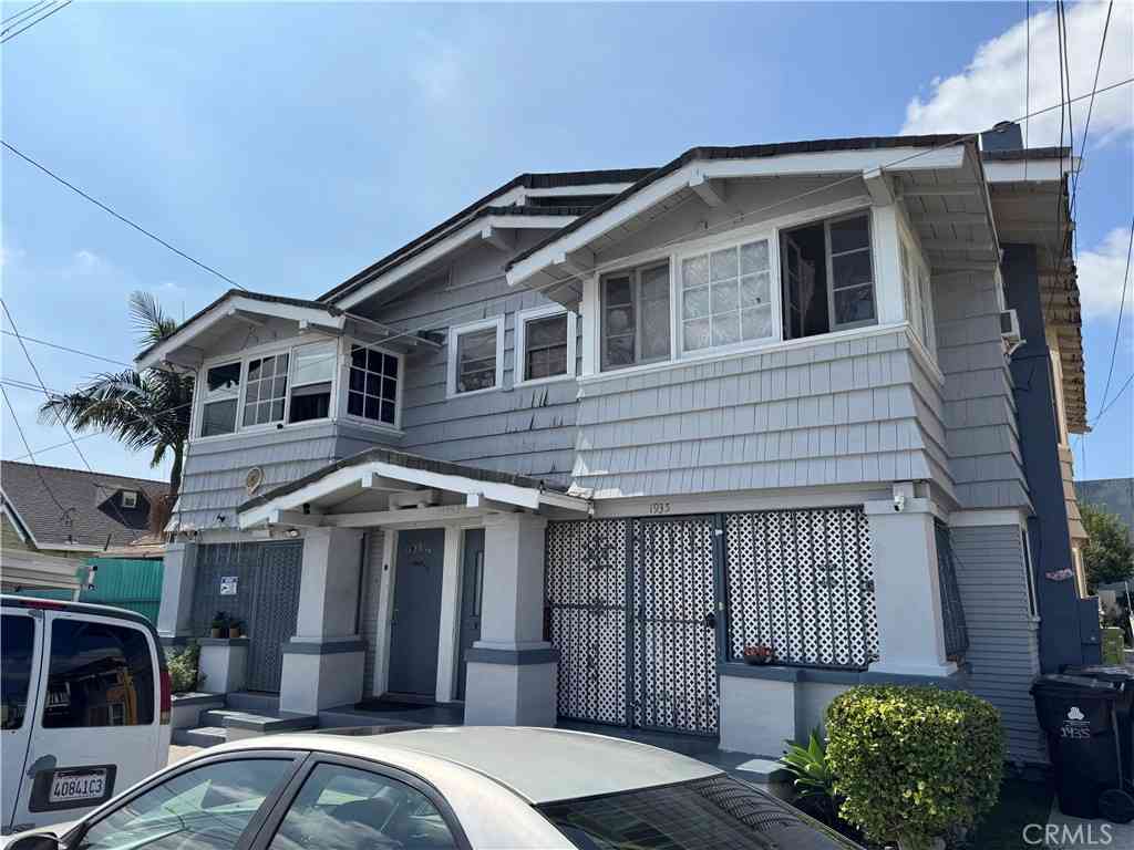 Homes For Sale - 1935 Arapahoe<br/> Los Angeles, CA 90007