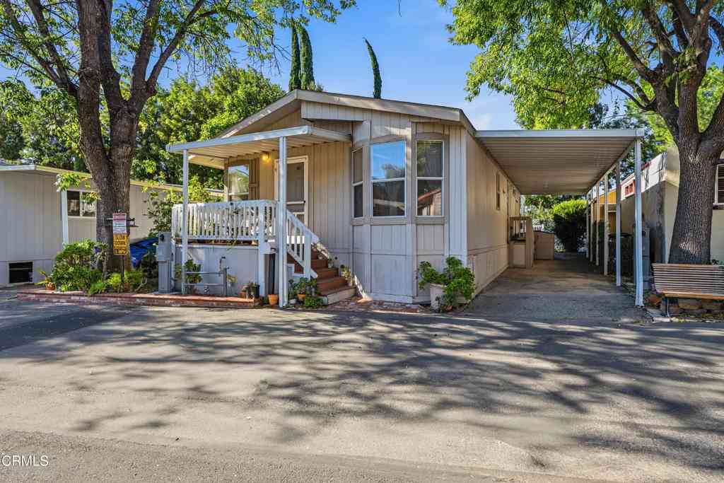 Mobile Home For Sale - 4201 Topanga Canyon Boulevard #61<br/> Woodland Hills, CA 91364
