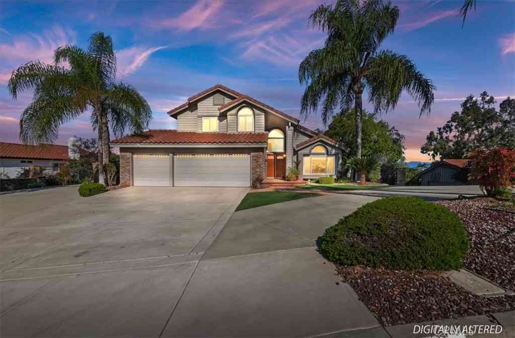 Homes For Sale - 1793 Praed<br/> Riverside, CA 92503