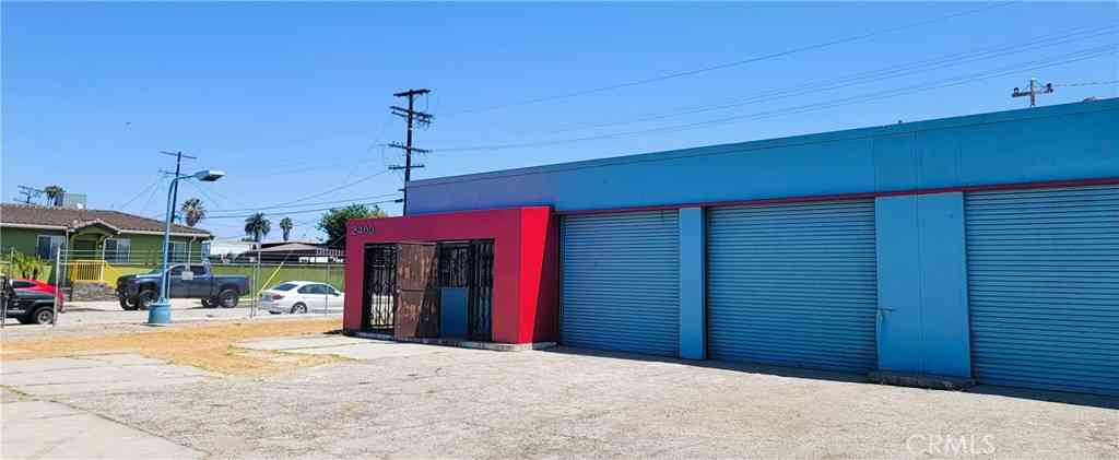 Vacant Land For Sale - 2400 W Florence Avenue<br/> Los Angeles, CA 90043