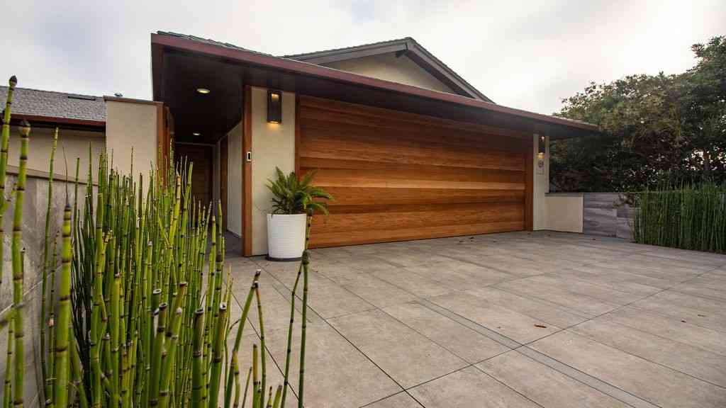 Homes For Rent - 16 North Stonington<br/> Laguna Beach, CA 92651